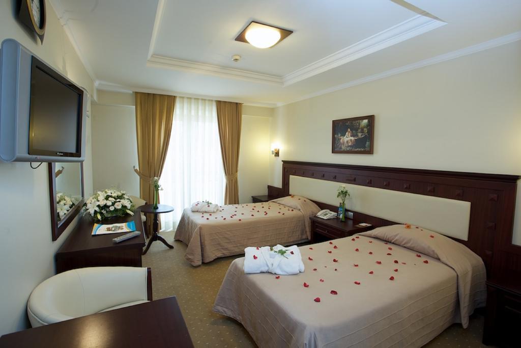 Anzer Beach Hotel Kumburgaz Bilik gambar
